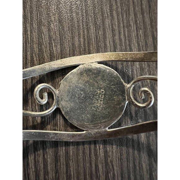 Vintage Mexican Silver Cuff Bracelet W/ Mother Of Pearl Inlay Flower Design Hand - Picture 4 of 7